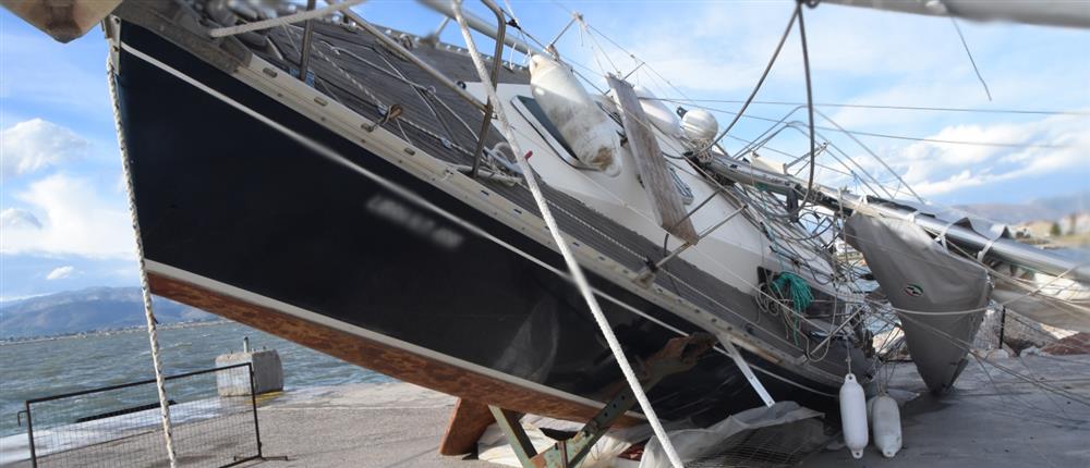 Σκάφος ναυάγησε στη Τήνο και βρέθηκε στην Αντίπαρο (βίντεο)