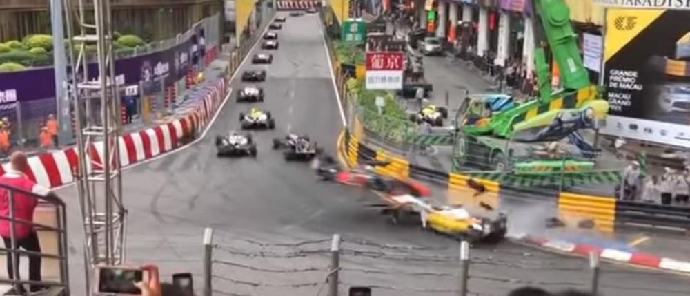 Τρομακτικό ατύχημα σε αγώνα της Formula 3 (βίντεο)