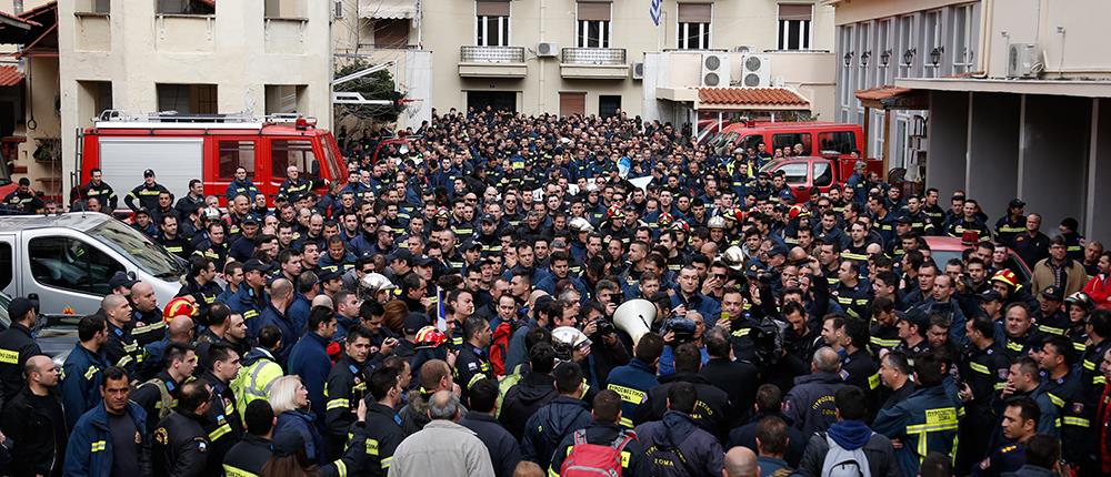 Παρέμβαση Τόσκα υπέρ των πυροσβεστών 5ετούς θητείας