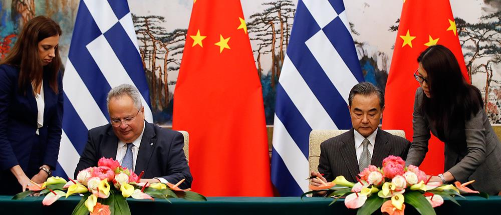 FAZ: η Ελλάδα συμπράττει με την Κίνα, αν κι έχει δεσμευθεί για το αντίθετο