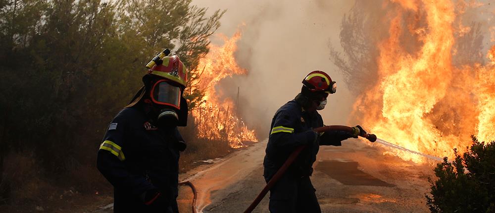 Η ενημέρωση της Πυροσβεστικής για τις πυρκαγιές