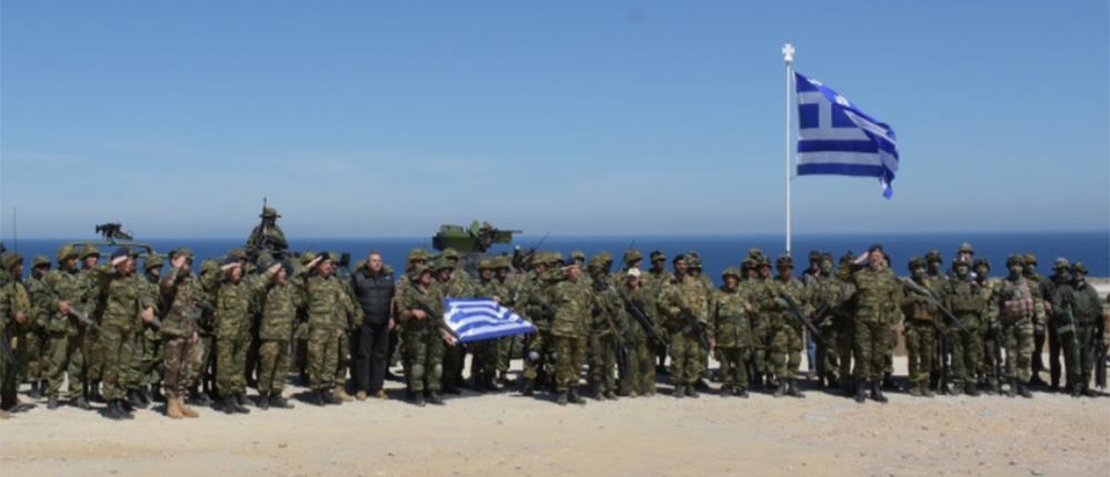Ο ΣΥΡΙΖΑ “πυροβολεί” τον Καμμένο για την στρατιωτική θωράκιση των νησιών