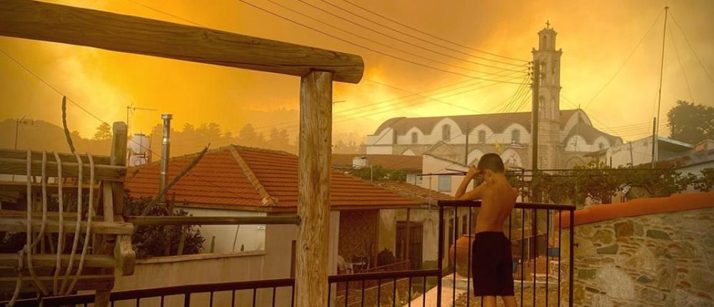 Φωτιά στην Κύπρο: Εφιαλτική κατάσταση και τεράστια καταστροφή