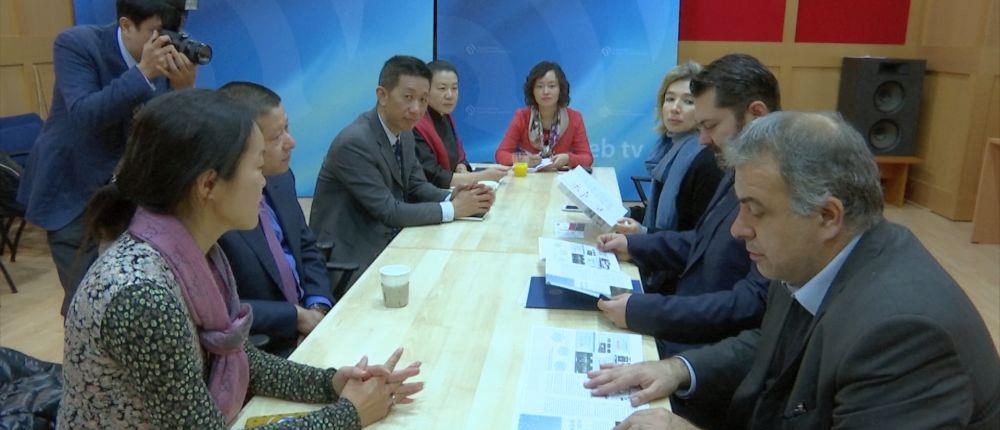 Συνάντηση Κρέτσου με τον Πρόεδρο του μεγαλύτερου δημοσιογραφικού ομίλου στην Κίνα