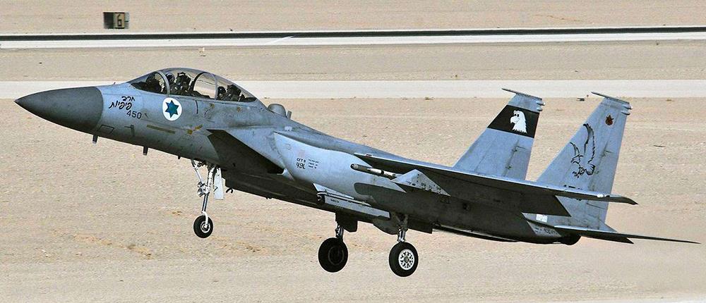 Ηχητικό ντοκουμέντο: Τρόμος στο πιλοτήριο F-15 εξαιτίας αποκόλλησης του κουβούκλιου