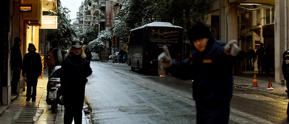 Εξάρχεια: Επίθεση σε ΜΑΤ