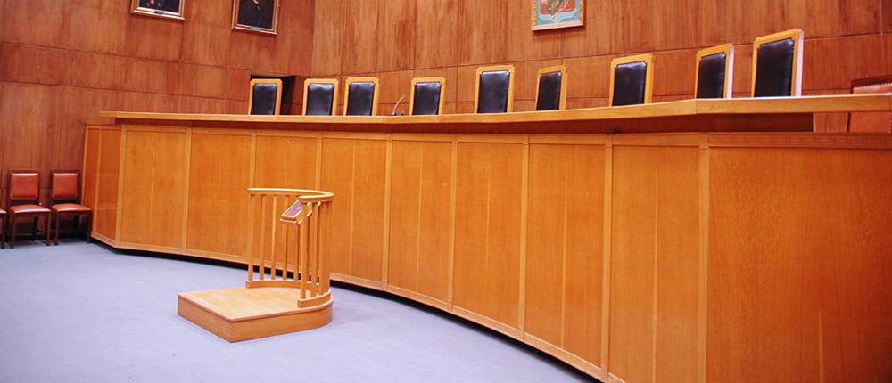 Διοικητικοί Δικαστές: Μνημόνιο διαρκείας ο “κόφτης”