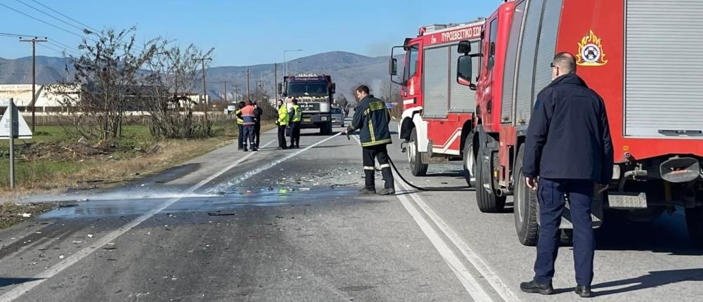 Οινόφυτα: Φωτιά κοντά στα διόδια