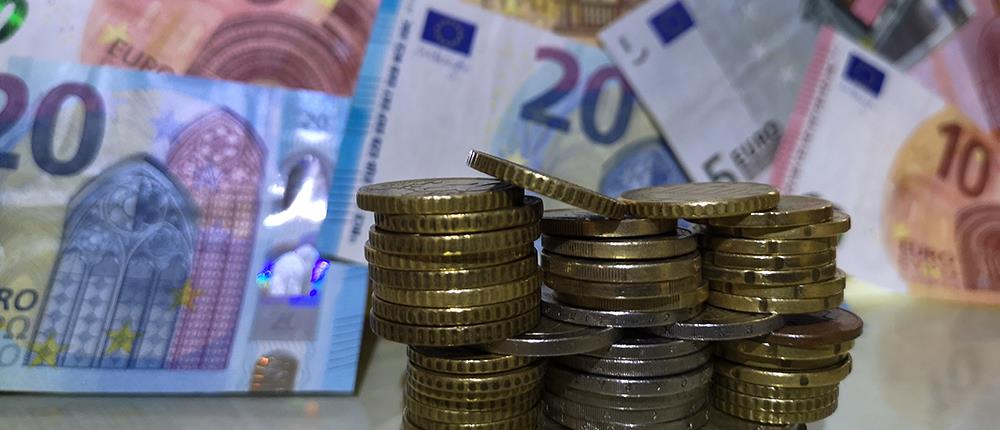 Χατζηδάκης: Κατώτατος μισθός πάνω από 800 ευρώ την 1η Απριλίου