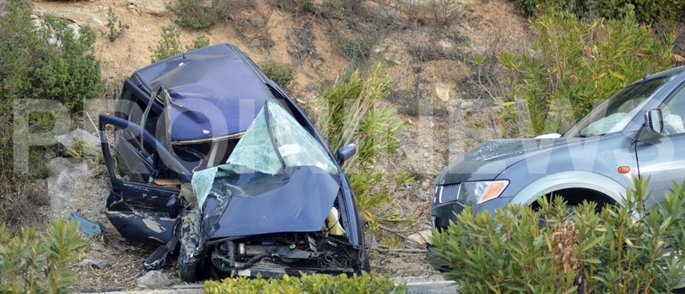 Τροχαίο - Καβάλα: Αυτοκίνητο διαλύθηκε σε μετωπική, αλλά ο οδηγός βγήκε σώος (βίντεο)