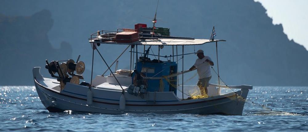 Λευκάδα: Νεκρός βρέθηκε ηλικιωμένος στη βάρκα του