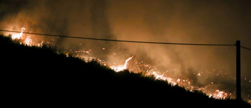 Φωτιές: ευθύνες στην Κυβέρνηση καταλογίζει η αντιπολίτευση