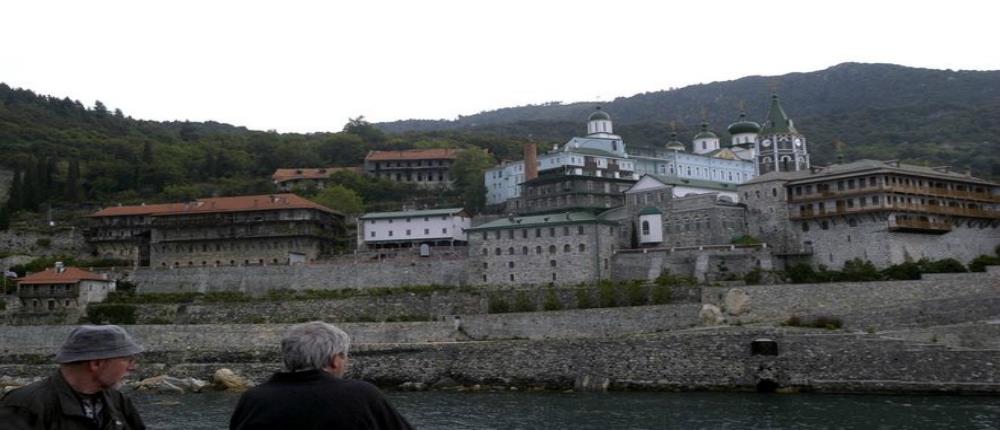 Θετικοί στον κορονοϊό άλλοι τρεις μοναχοί στο Άγιον Όρος