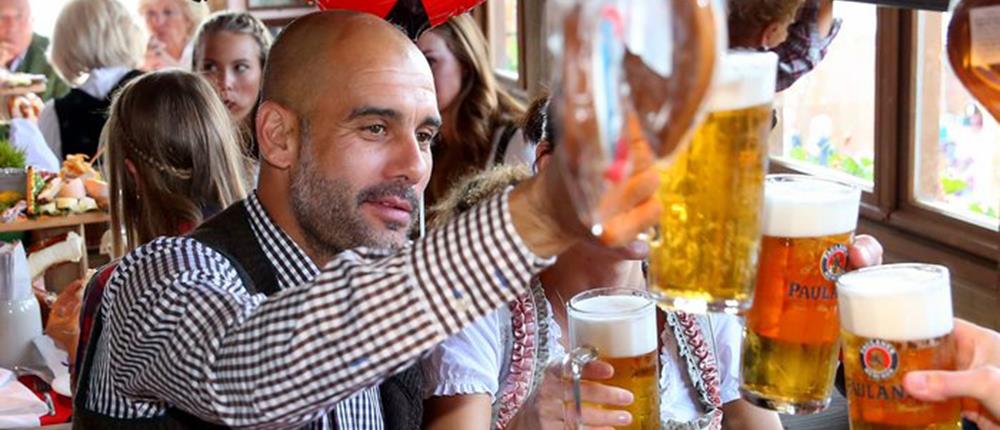 Όλη η Μπάγερν Μονάχου στο Oktoberfest