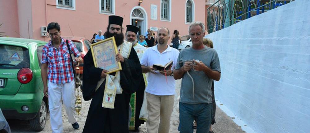 Βγήκαν και φέτος τα φιδάκια της Παναγιάς (φωτο)