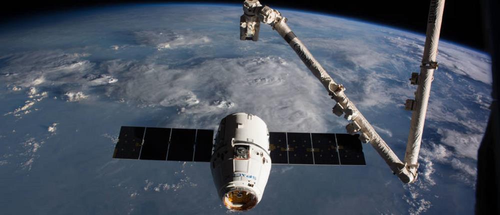 Το Dragon της SpaceX “έδεσε” στον Διεθνή Διαστημικό Σταθμό