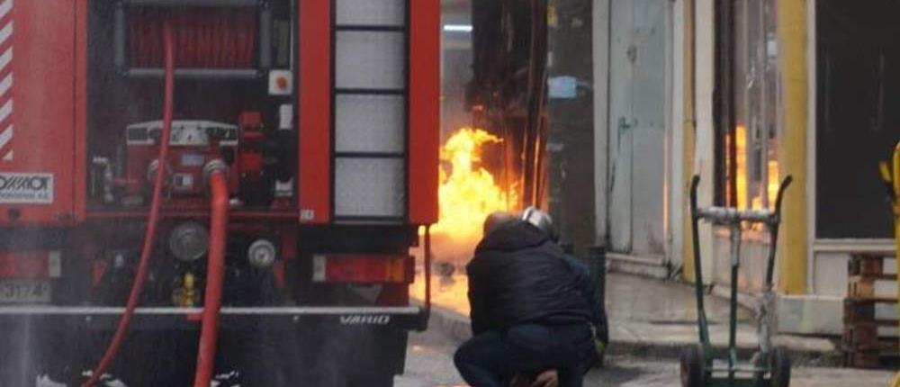 Πανικός στην Κομοτηνή από εκρήξεις σε κατάστημα φιαλών υγραερίου (εικόνες)