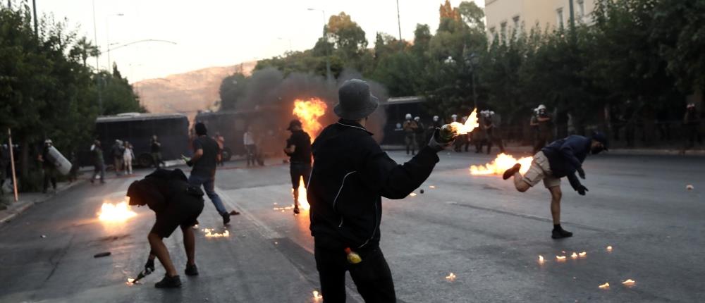 Νέος Ποινικός Κώδικας: Για πρώτη φορά στη φυλακή νεαροί για ρίψη μολότοφ 