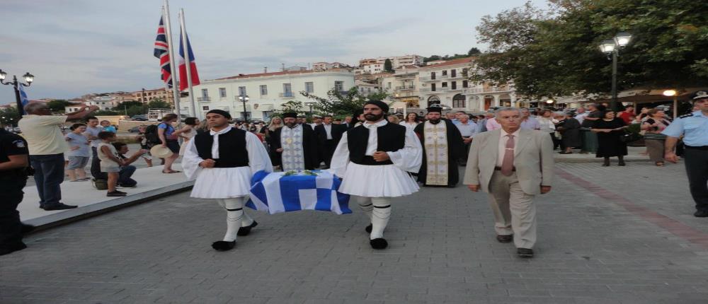 “Επέστρεψε” στην Πύλο ο Κωστής Τσικλητήρας (βίντεο)