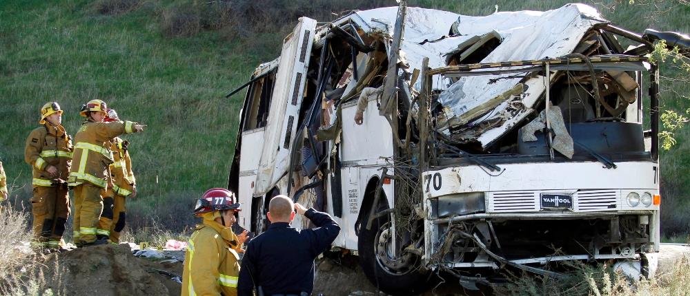 Μεξικό: Νεκροί από πτώση λεωφορείου σε χαράδρα (εικόνες)