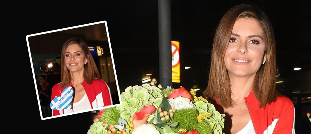 Στην Ελλάδα η Μαρία Μενούνος - Η αναγγελία του γάμου της και το καλαματιανό στο αεροδρόμιο! (εικόνες)