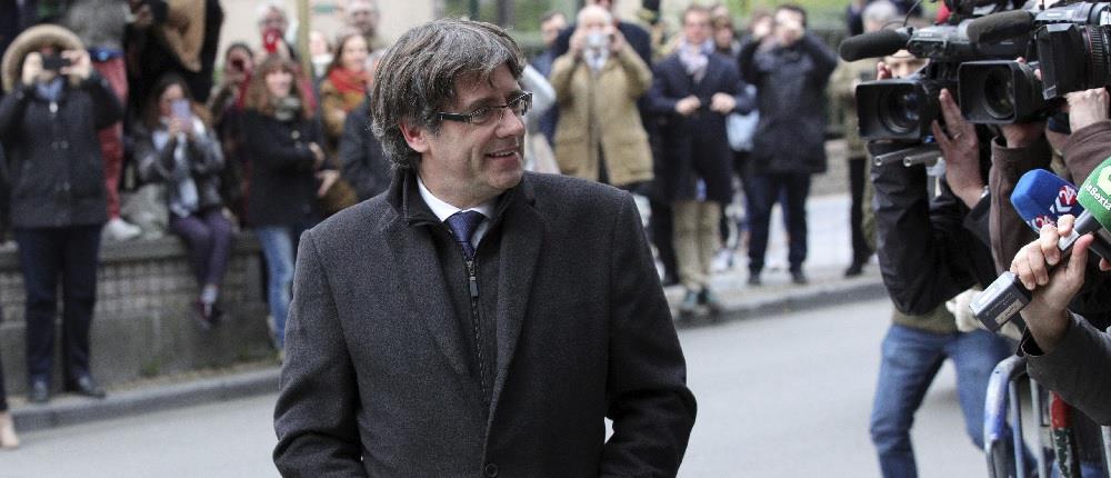 Την βοήθεια του προέδρου της Βουλής της Καταλονία ζήτησε ο Πουτζντεμόν για να ορκιστεί