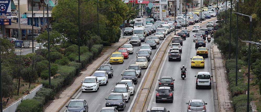 Απεργία στα ΜΜΜ: Αυξημένη κίνηση στους δρόμους (εικόνες)