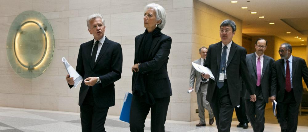 Συντονισμένες ενέργειες για τα “κόκκινα” δάνεια ζητά το ΔΝΤ