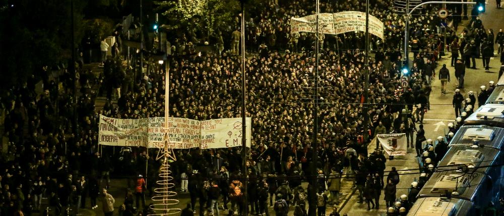 Πέτσας: να δείξουν συλλογική ωριμότητα και ατομική ευθύνη οι πολιτικοί αρχηγοί