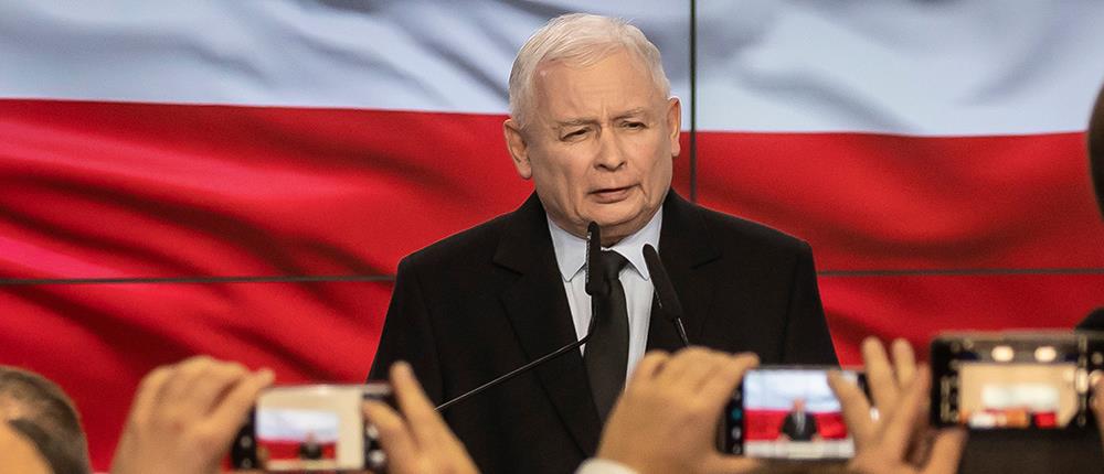 Πολωνία: θρίαμβος των συντηρητικών στις εκλογές