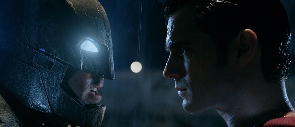 Batman v Superman: Ρεκόρ εισπράξεων, παρά τις κακές κριτικές