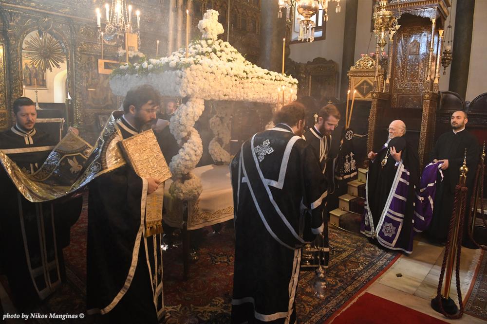 Αποκαθήλωση και Επιτάφιος στο Οικουμενικό Πατριαρχείο