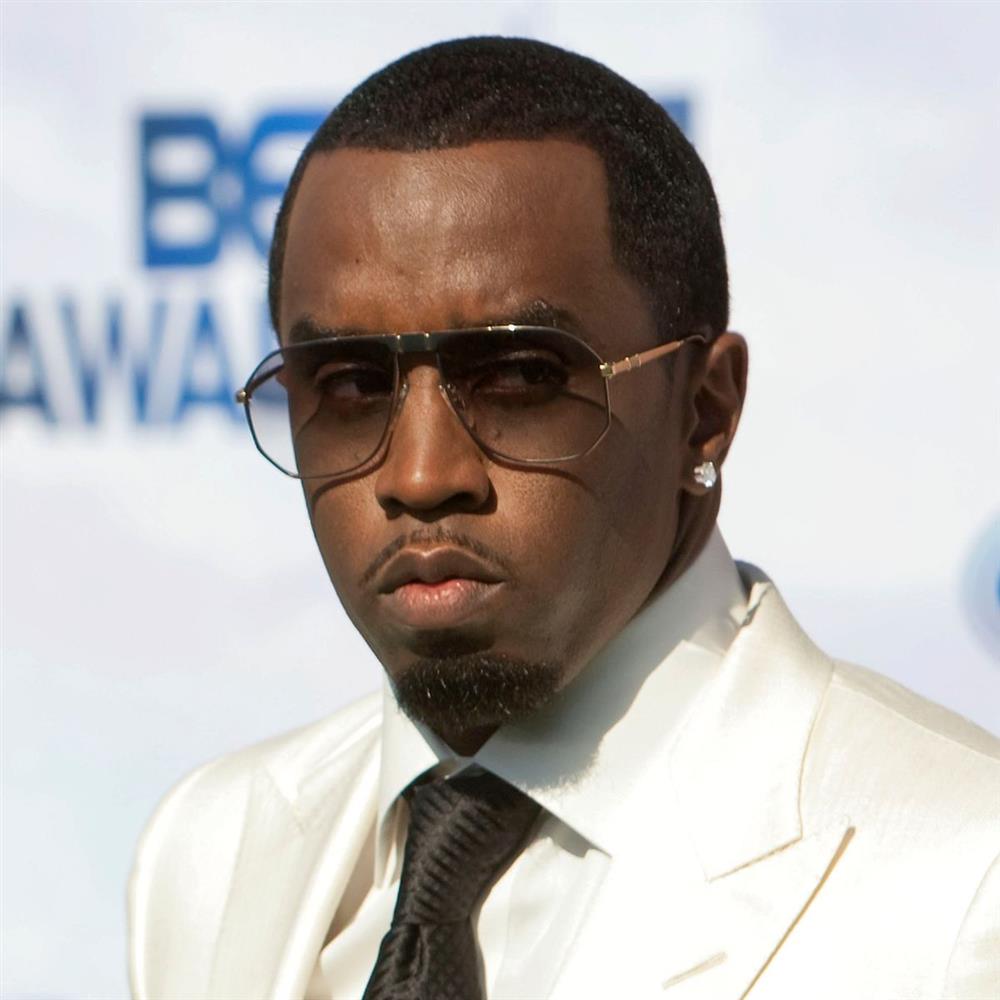 Diddy: Νέα αγωγή εναντίον του - Φέρεται να παρενόχλησε σεξουαλικά 16χρονο αγόρι για να τον κάνει αστέρα της μουσικής