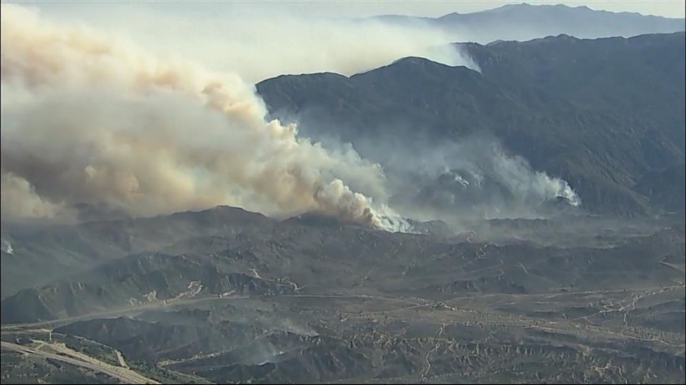 Καλιφόρνια: Φωτιά κατακαίει χιλιάδες στρέμματα δάσους