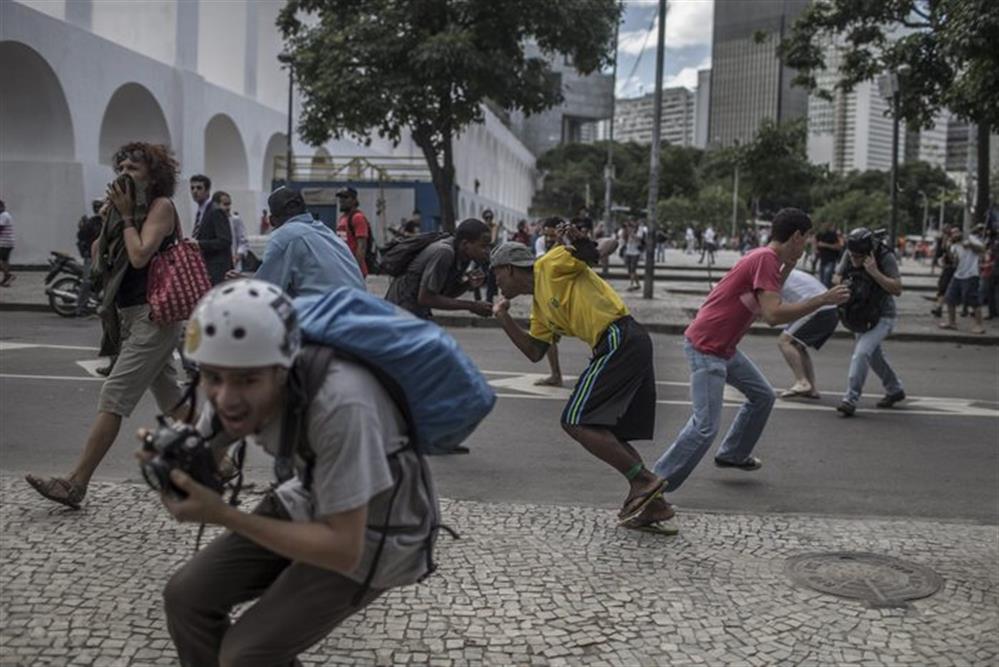 Βραζιλία - Μουντιάλ - Παγκόσμιο Κύπελλο - Αστυνομία - Διαδηλωτές - Επεισόδια