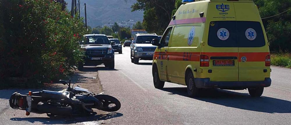 Λάρισα - Τροχαίο: Νεκρός οδηγός μηχανής που συγκρούστηκε με φορτηγό (εικόνες)