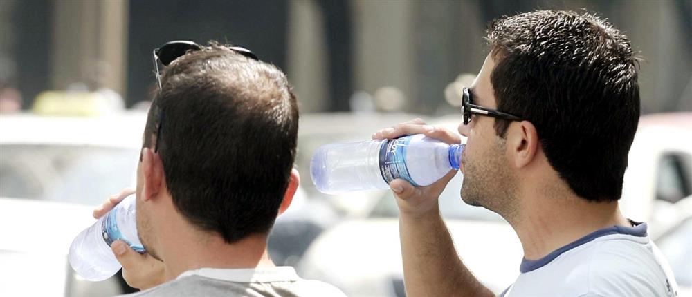 Εμφιαλωμένο νερό: Αύξηση 20% από την 1η Ιουλίου - Ανατιμήσεις σε μπύρες, χυμούς, αναψυκτικά