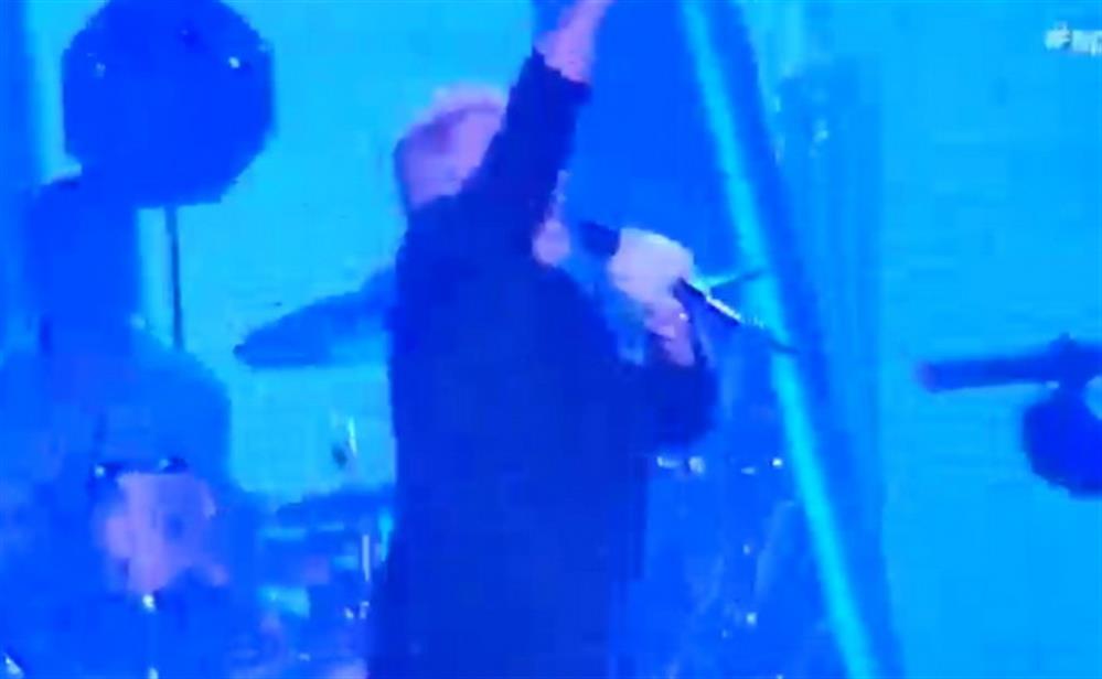 Robbie Williams: Αποθεώθηκε στη συναυλία του στο TerraVibe Park! - VIDEO
