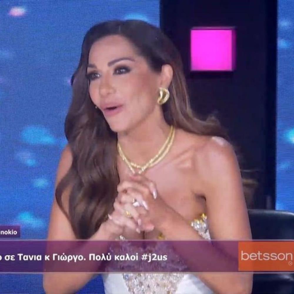 J2US - Δέσποινα Βανδή: H on air αναφορά στον Βασίλη Μπισμπίκη! "Ο έρωτάς μου είναι στην Κρήτη εγώ ήρθα εδώ για τον τελικό"