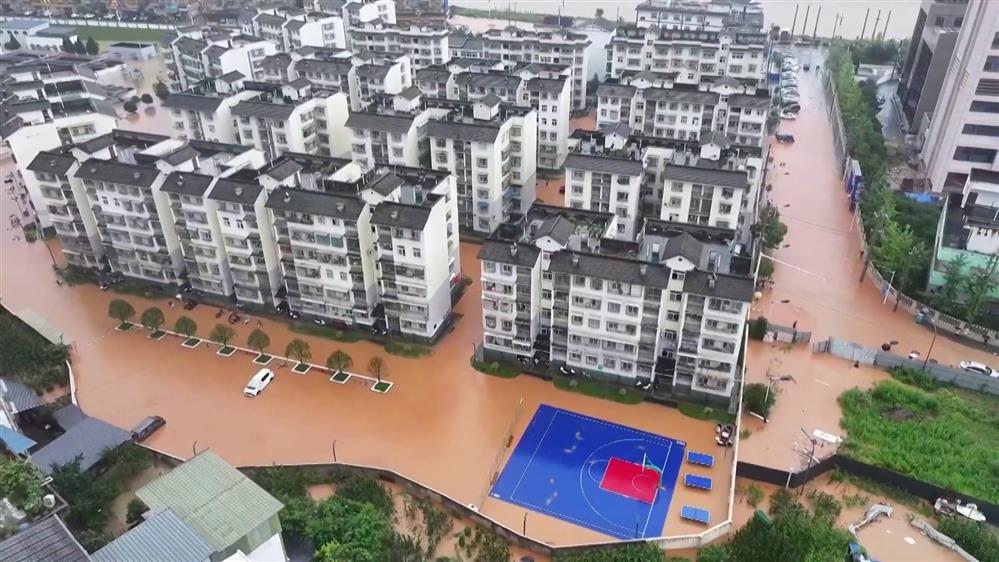 Κίνα: Καταρρακτώδεις πλημμύρες σαρώνουν την χώρα - Εγκλωβίστηκαν κάτοικοι