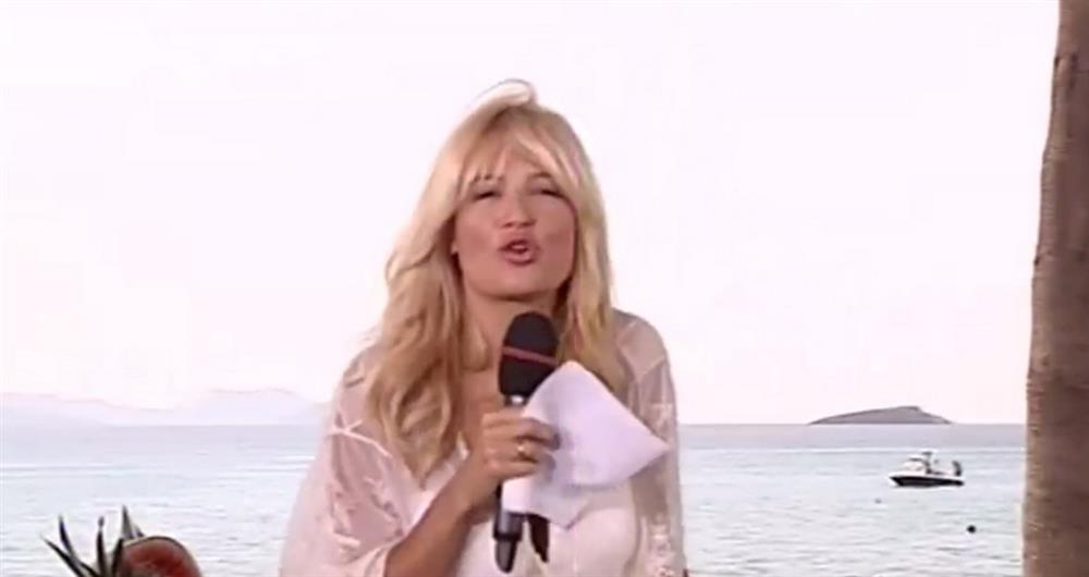 Φαίη Σκορδά: Την πιο hot εμφάνιση της σεζόν την έκανε στην τελευταία εκπομπή!