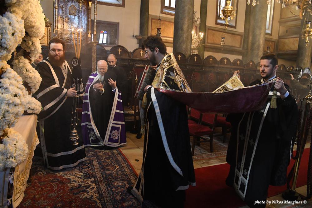 Αποκαθήλωση και Επιτάφιος στο Οικουμενικό Πατριαρχείο