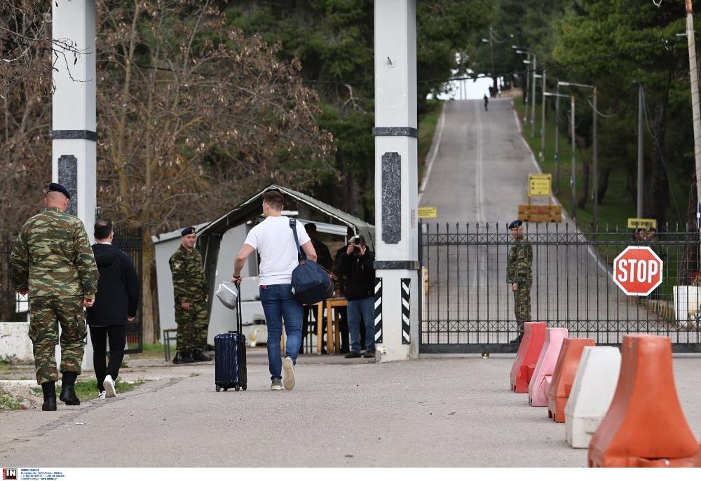 Θήβα: Ο Στέφανος Κασσελάκης παρουσιάστηκε στο Πυροβολικό