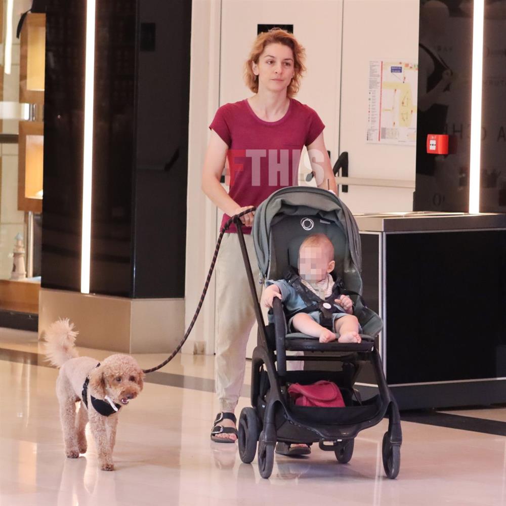 Paparazzi! Γιούλικα Σκαφιδά: Βόλτα για ψώνια με τον 7 μηνών γιο της