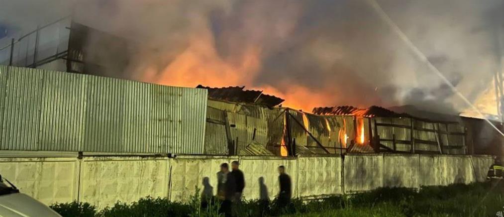 Ρωσία: νεκροί από φωτιά σε αποθήκη χάρτου (εικόνες)