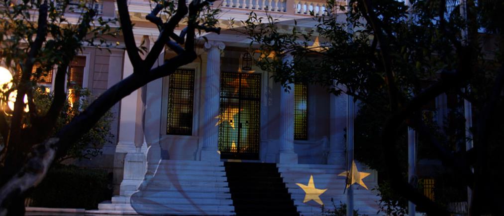 Η Ελλάδα πρέπει να τηρήσει τις δεσμεύσεις της, προειδοποιούν οι Ευρωπαίοι