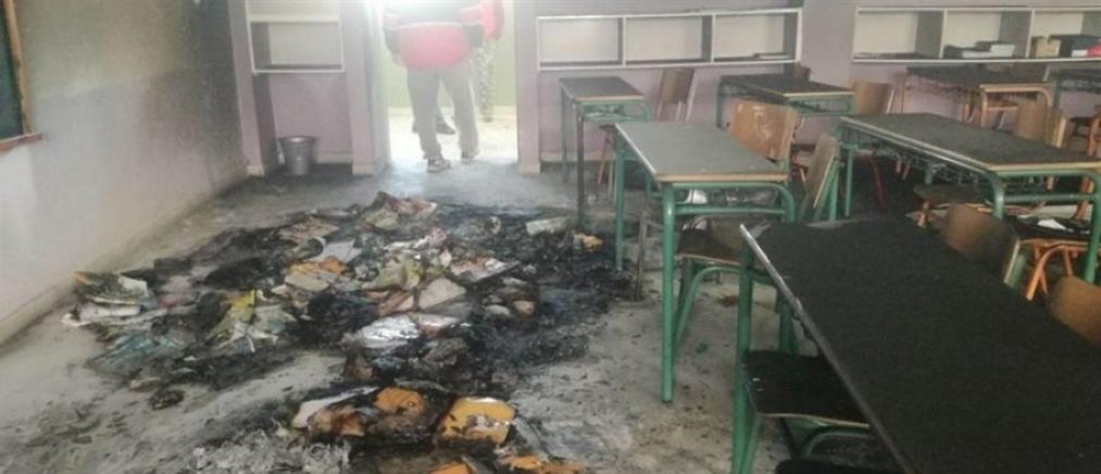 Σοφάδες: Ανήλικοι έβαλαν φωτιά και προκάλεσαν ζημιές σε σχολείο (εικόνες)