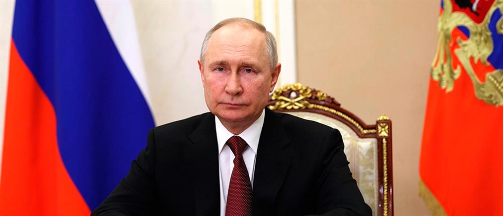 Πούτιν: Καταδικασμένες σε αποτυχία οι προσπάθειες να σπείρουν εχθρότητα μεταξύ των λαών της Ρωσίας