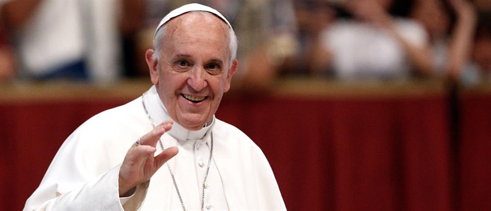 Ο Πάπας Φραγκίσκος αναδείχθηκε «ο πιο καλοντυμένος του 2013»