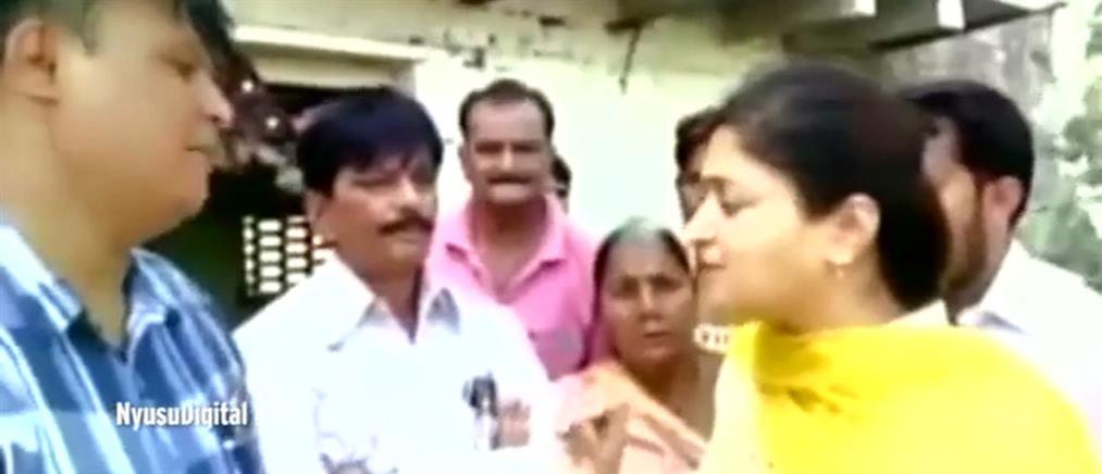 Ινδή βουλευτής πέφτει σε υπόνομο on air (βίντεο)